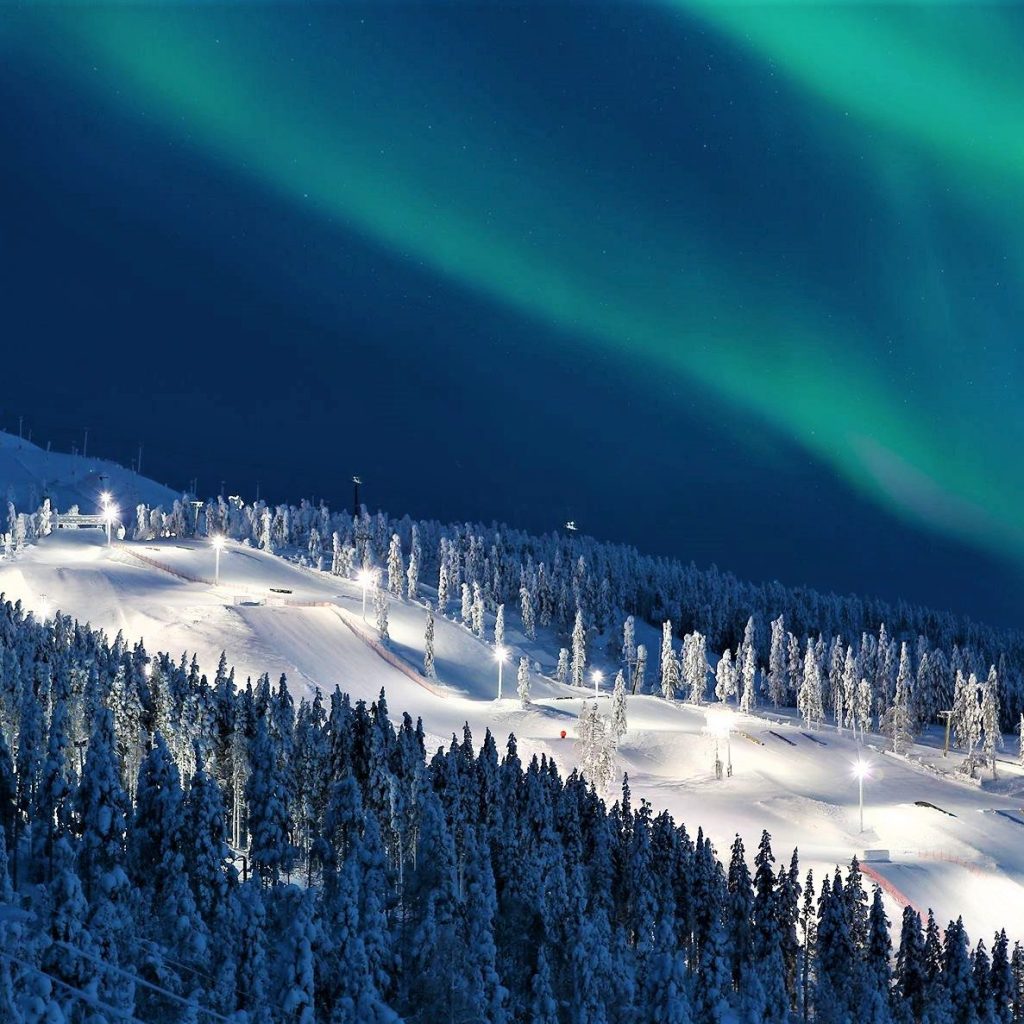 Меден месец на Северното сияние - Levi, Finland